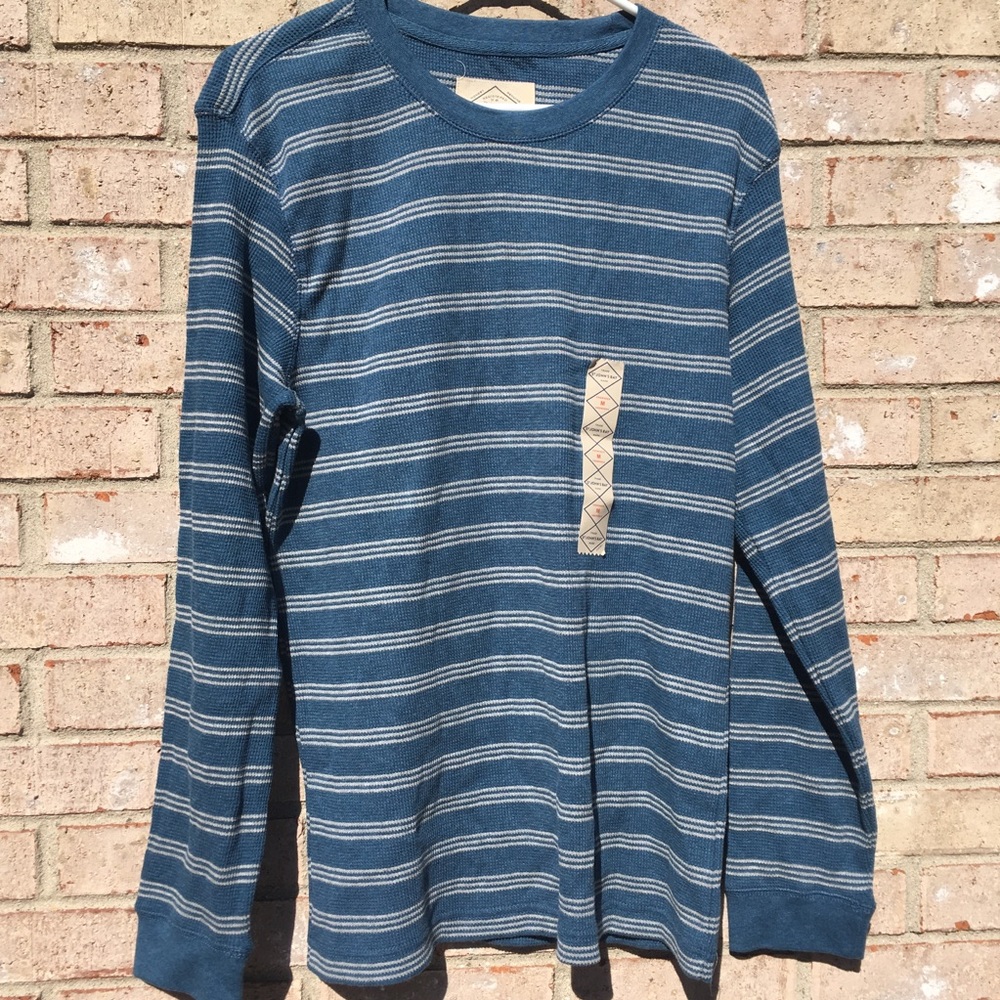 NWT St. John’s Bay lightweight thermal shirt
